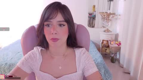 Snapshot of pau_cute chatting on July 5, 2026, 4:30 am Sofa online show from July 5, 2026, 4:30 am