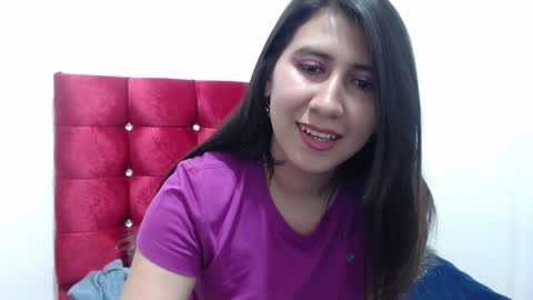 pau_gomez_0809 online show from December 17, 2024, 3:06 am