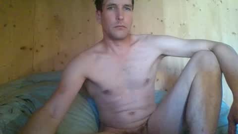 Snapshot of paueriwan chatting on April 27, 2026, 6:22 am paueriwan online show from April 27, 2026, 6:22 am