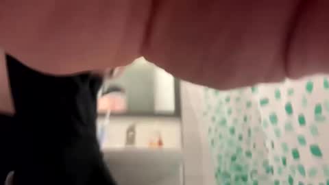 shy online show from March 9, 2025, 2:07 am