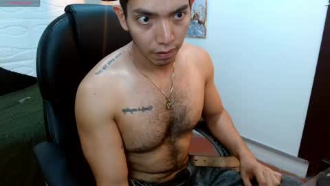 paul_cros online show from May 29, 2026, 11:19 am