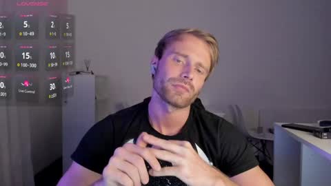 Paul Rolex  Jane online show from March 19, 2026, 11:31 pm