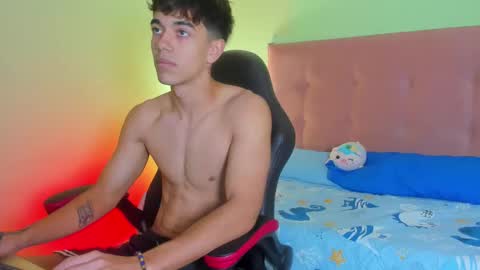 paul_sexycock online show from January 28, 2025, 4:41 pm