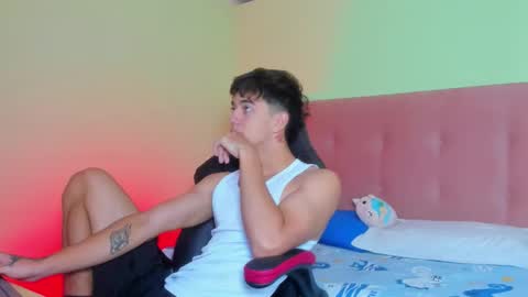 paul_sexycock online show from January 30, 2025, 12:27 pm