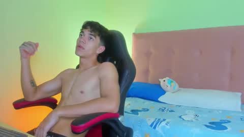 paul_sexycock online show from January 30, 2025, 6:43 pm
