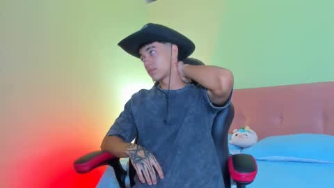 paul_sexycock online show from February 7, 2025, 12:17 pm