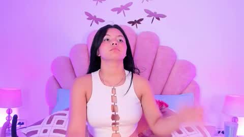 Snapshot of paula__evans chatting on November 22, 2025, 9:14 pm Paula online show from November 22, 2025, 9:14 pm