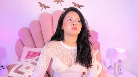 Snapshot of paula__evans chatting on November 24, 2025, 12:38 pm Paula online show from November 24, 2025, 12:38 pm