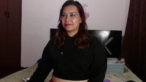Snapshot of paula_anderson chatting on August 6, 2026, 2:13 am PAULA online show from August 6, 2026, 2:13 am
