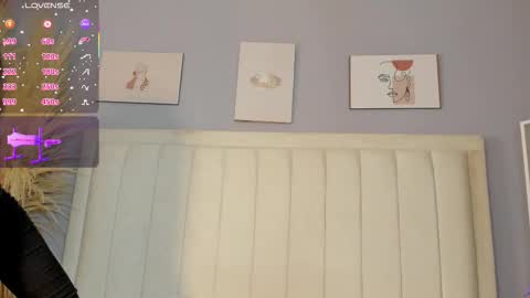 Pau online show from November 4, 2025, 7:13 pm