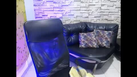 Snapshot of paula_ross_ chatting on May 27, 2026, 1:57 am paula ross online show from May 27, 2026, 1:57 am