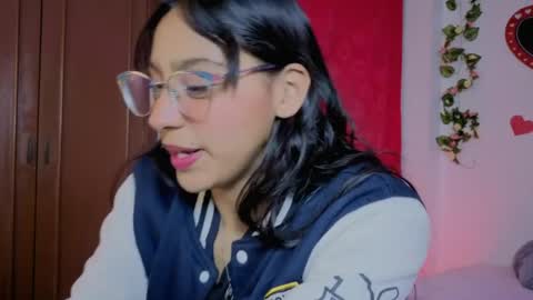 Snapshot of paulacutexs chatting on May 15, 2026, 6:09 am Paula online show from May 15, 2026, 6:09 am
