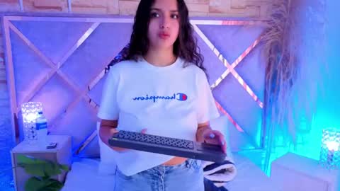 paulette_dupont_ online show from June 8, 2026, 1:50 am