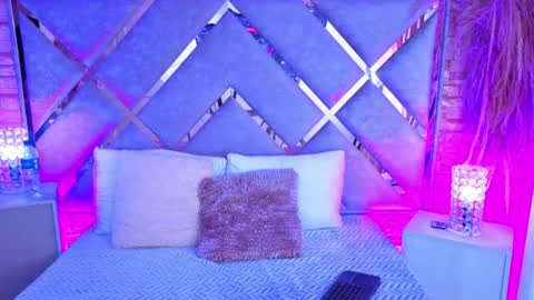 paulette_dupont_ online show from July 26, 2026, 2:09 am