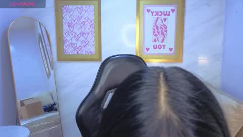 Snapshot of paulette_v chatting on March 20, 2026, 1:05 pm Live 800am 200pm COLOMBIAN HOUR online show from March 20, 2026, 1:05 pm