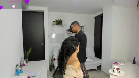 Snapshot of paulina_dossantos chatting on May 24, 2026, 8:41 am paulina online show from May 24, 2026, 8:41 am