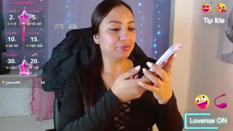 paulina online show from December 4, 2025, 4:16 pm