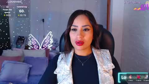 paulina online show from June 14, 2026, 5:37 pm