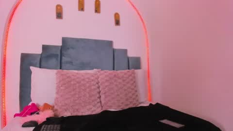 paulina_rosset online show from June 16, 2026, 11:24 am