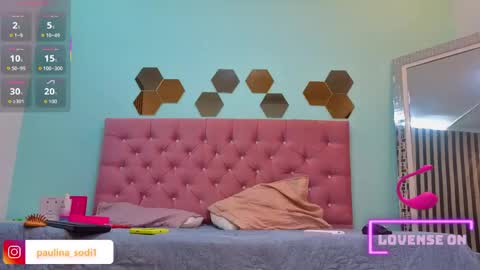 Paulina  online show from May 9, 2026, 8:03 pm