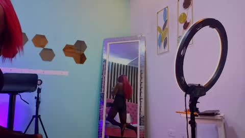 Paulina  online show from May 29, 2026, 5:00 pm