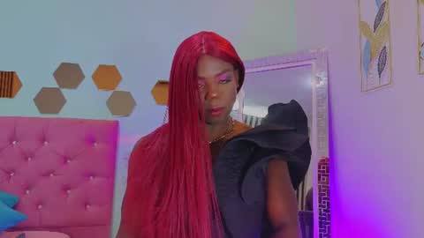 Paulina  online show from June 17, 2026, 7:04 pm
