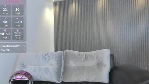 Paulina  online show from February 19, 2025, 6:43 pm