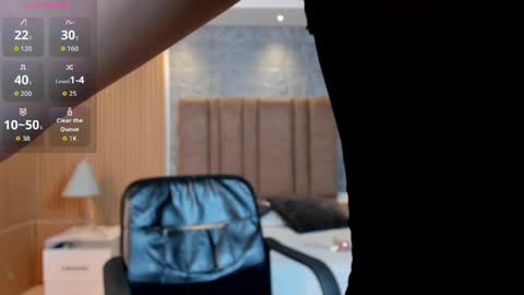 Paulina  online show from May 15, 2026, 10:22 am
