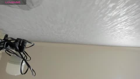 PaulinaSaennz online show from September 28, 2025, 12:21 pm