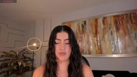 Paulina Santos  online show from May 5, 2026, 7:11 pm