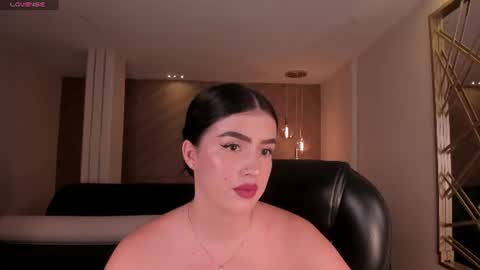 Paulina Santos  online show from July 15, 2026, 8:14 pm