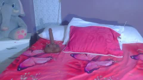 paulina online show from June 9, 2026, 7:14 pm