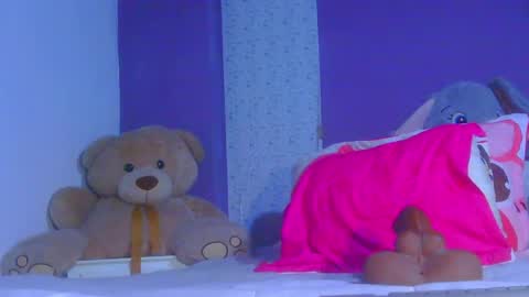 paulina online show from July 17, 2026, 6:46 pm