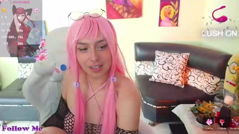 Paula San online show from April 16, 2026, 7:47 pm