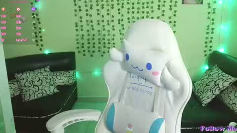 Paula San online show from June 16, 2026, 12:57 am