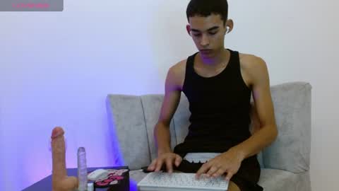 paulosex12 online show from June 25, 2026, 11:53 pm