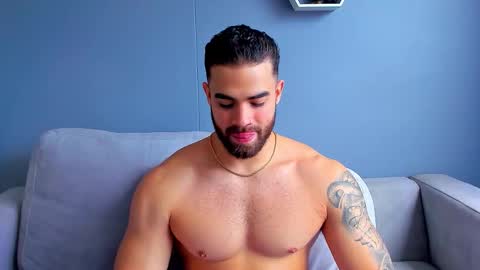 Paul Phoenix online show from October 3, 2025, 7:55 pm