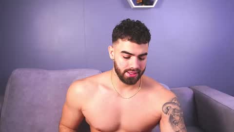 Paul Phoenix online show from October 30, 2025, 7:36 pm