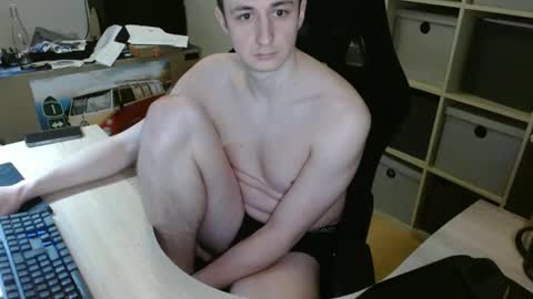 Snapshot of paulthesub chatting on February 14, 2025, 11:31 am Paul online show from February 14, 2025, 11:31 am