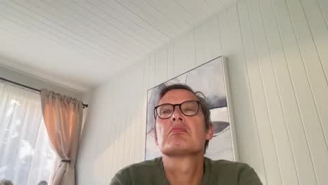 Snapshot of paulwill2377 chatting on November 18, 2025, 12:27 am paulwill2377 online show from November 18, 2025, 12:27 am