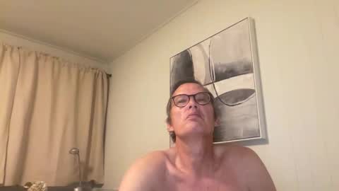 Snapshot of paulwill2377 chatting on December 2, 2025, 2:17 am paulwill2377 online show from December 2, 2025, 2:17 am