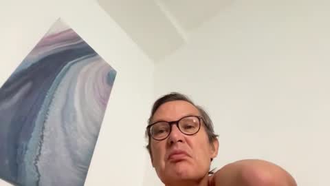 paulwill2377 online show from December 22, 2025, 8:06 pm