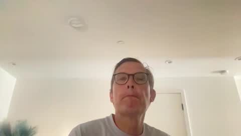 paulwill2377 online show from March 14, 2026, 10:15 pm