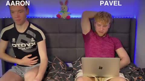 Snapshot of pavelrey chatting on May 2, 2026, 1:05 pm Pavel online show from May 2, 2026, 1:05 pm