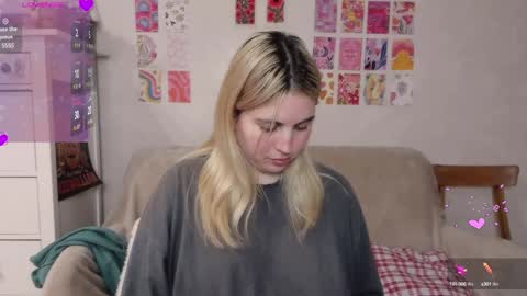 Allisses online show from January 5, 2025, 7:49 pm