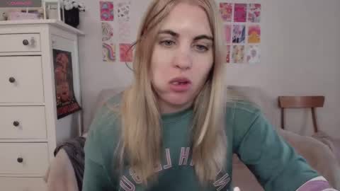 Allisses online show from February 15, 2025, 11:17 am