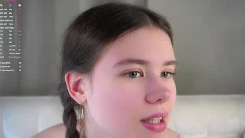 Beautiful Mila online show from June 5, 2026, 6:52 am