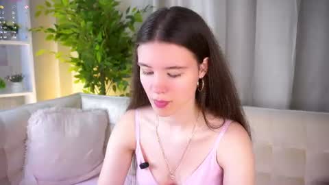 Beautiful Mila online show from June 14, 2026, 2:09 am