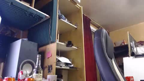 Snapshot of pc8474408 chatting on September 10, 2025, 2:50 pm pc8474408 online show from September 10, 2025, 2:50 pm