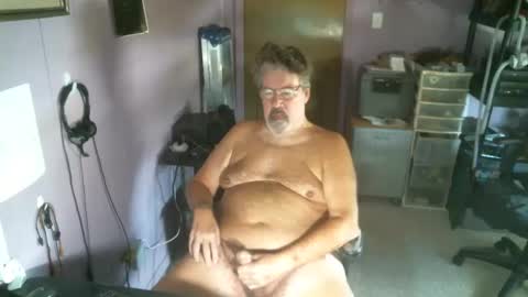 PcolaBottom online show from September 9, 2025, 6:51 pm